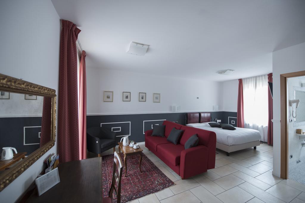 Hotel Villa Colico Luaran gambar